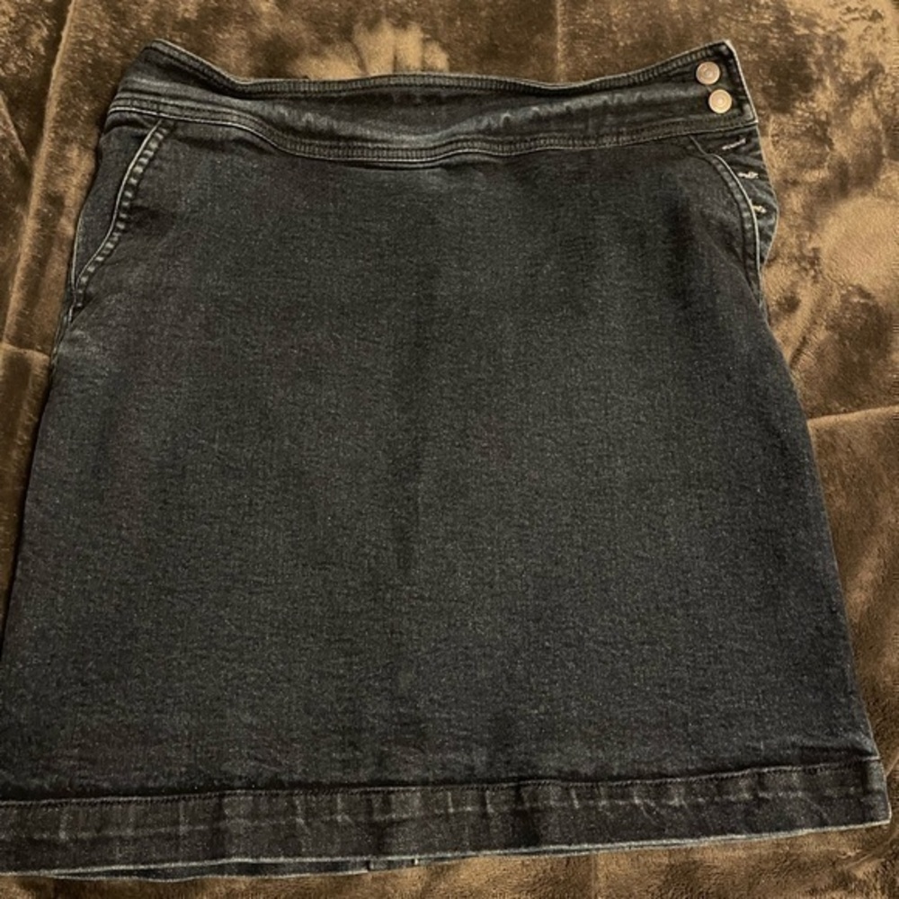 Women’s American Living denim skirt Size 10